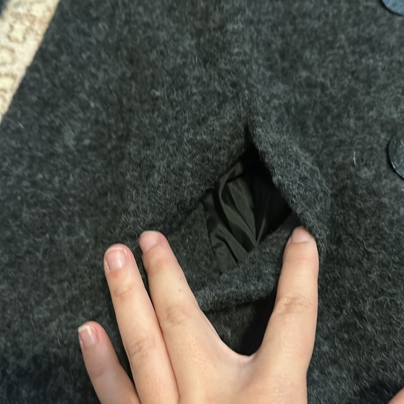 Cute grey wool coat! - Picture 6 of 15